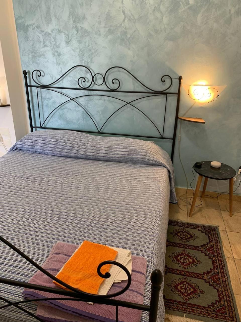 Bed and Breakfast Blue Sea à Roccella Ionica Extérieur photo