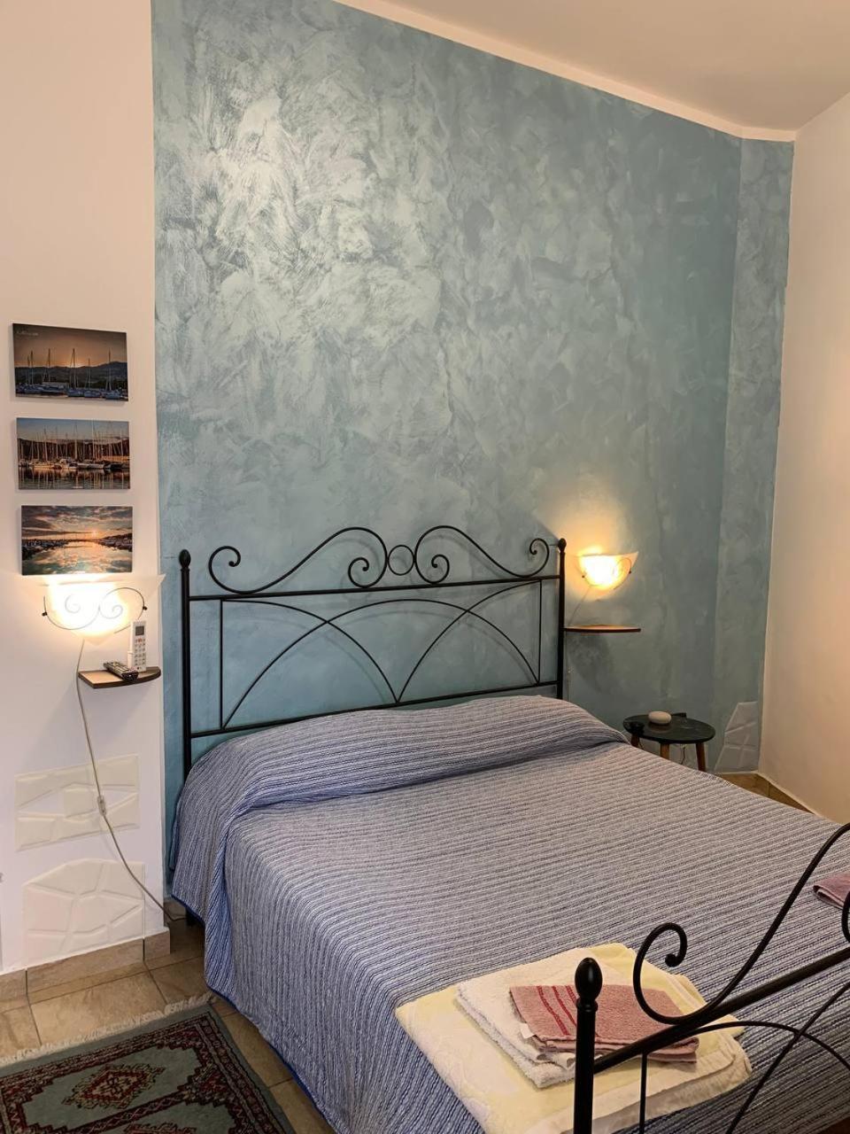 Bed and Breakfast Blue Sea à Roccella Ionica Extérieur photo